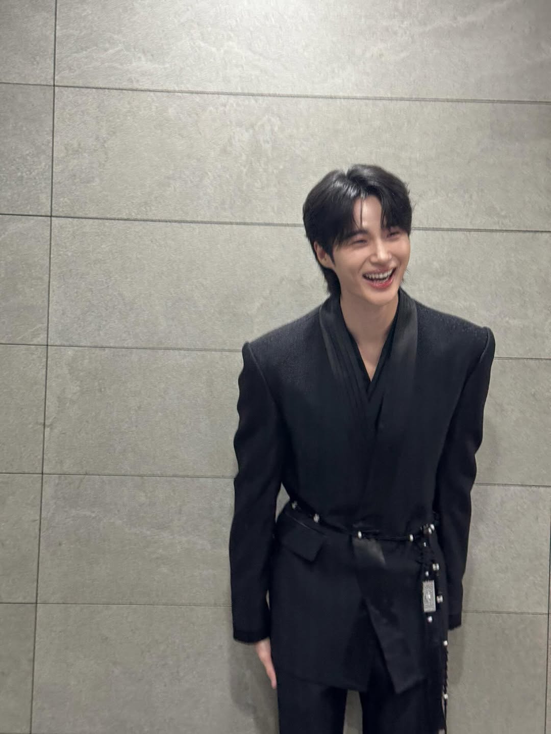 粉絲拍下的邊佑錫瞬間