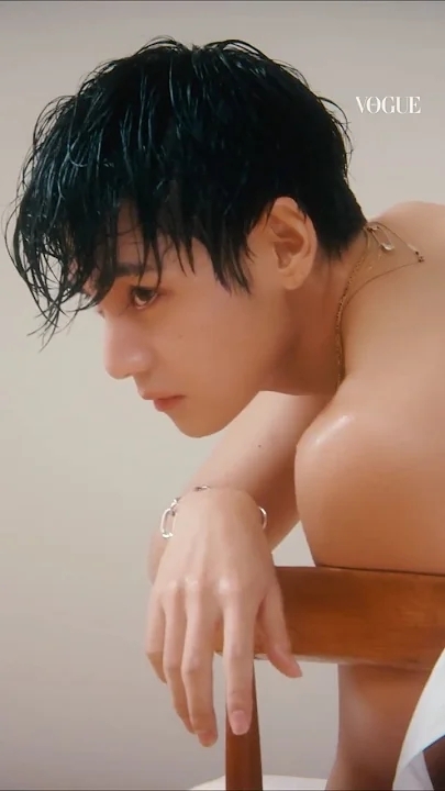 김태형 (뷔)를 위해 팬들이 공유한 감성 배경화면