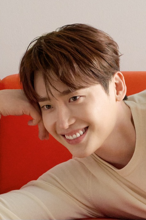 Latest photo of Lee Jongsuk