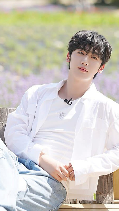 Representative background image loved by Kim Yohan fandom