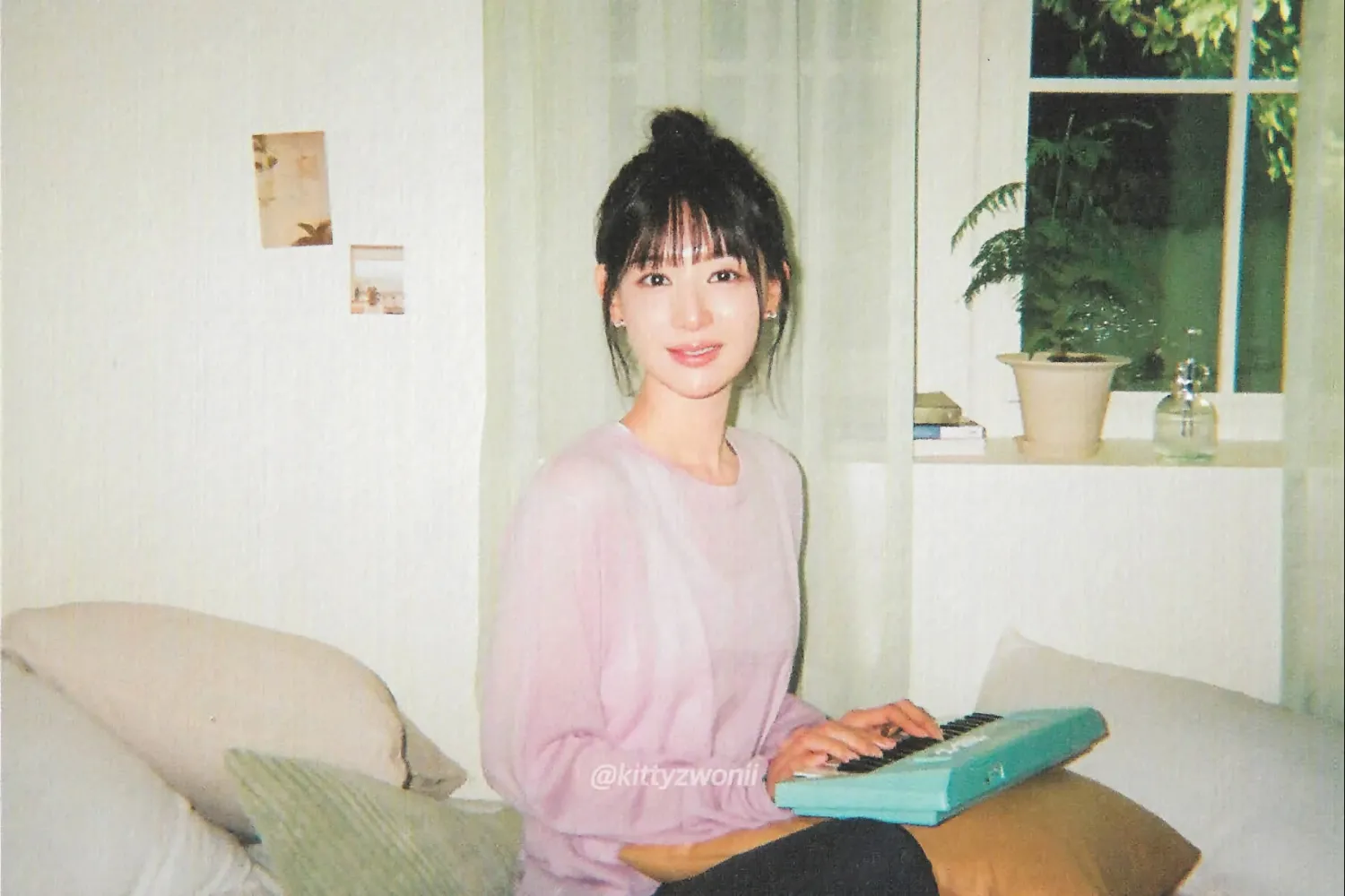 Recent activity shot of Kim Jiwon