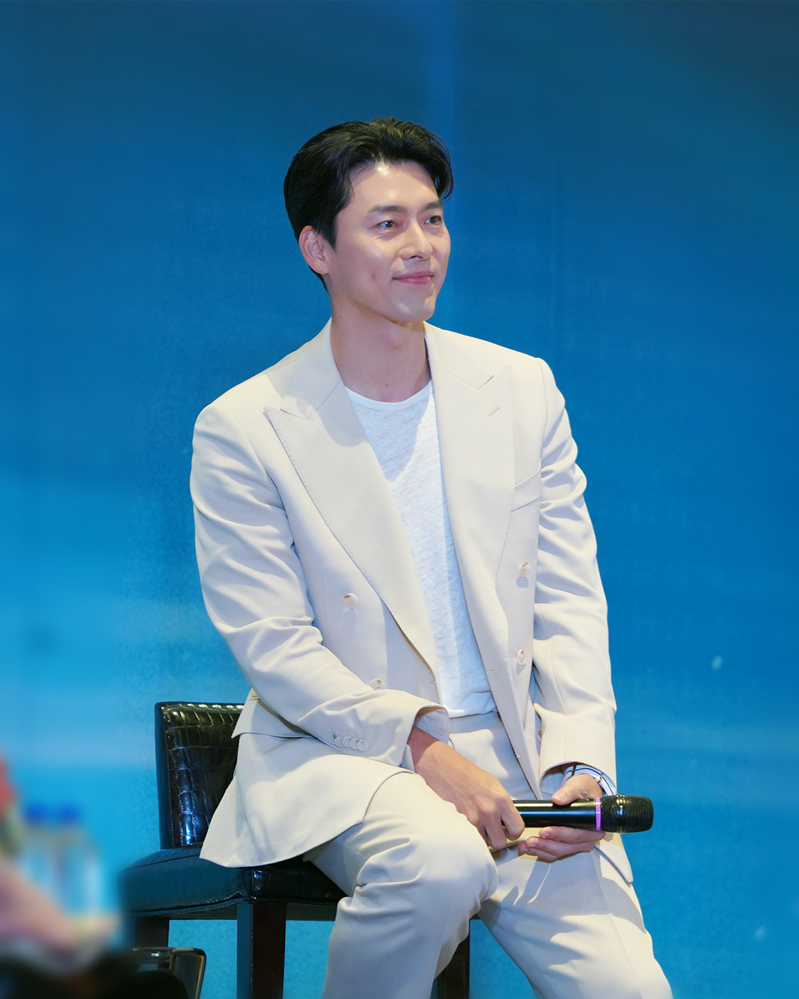 Foto terbaru dari Hyun Bin