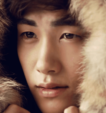 A moment captured by a fan of Park Hyungsik