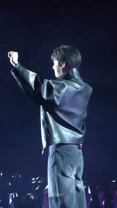 Latest photo of Lee Minho