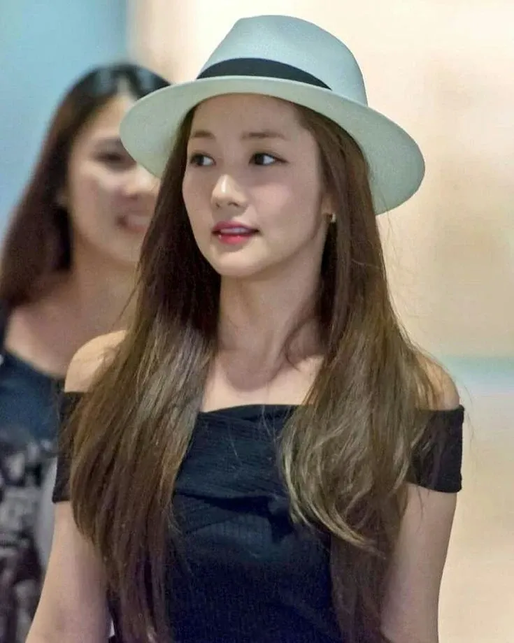 Recent activity shot of Park Minyoung