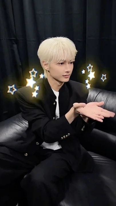 Behind-the-scenes cut of Wen Junhui