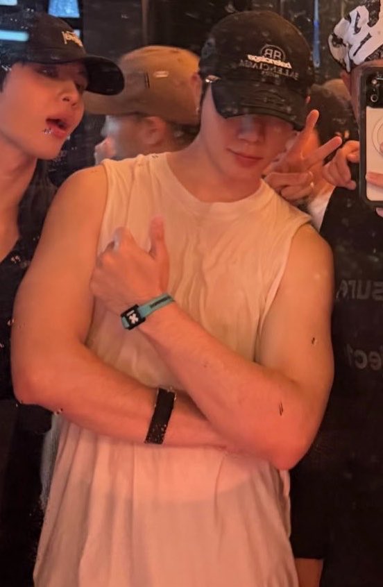 Latest photo of ZeePruk