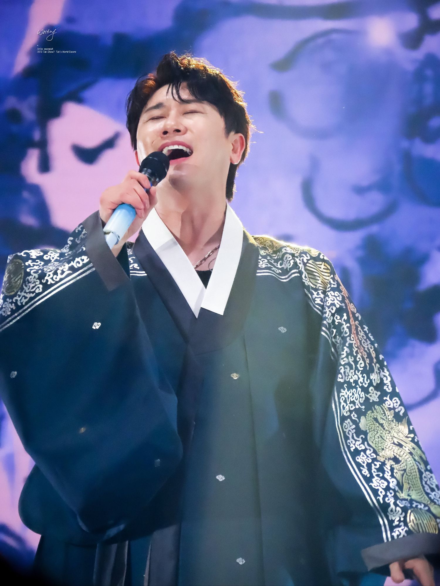 ヨンタクの最新写真