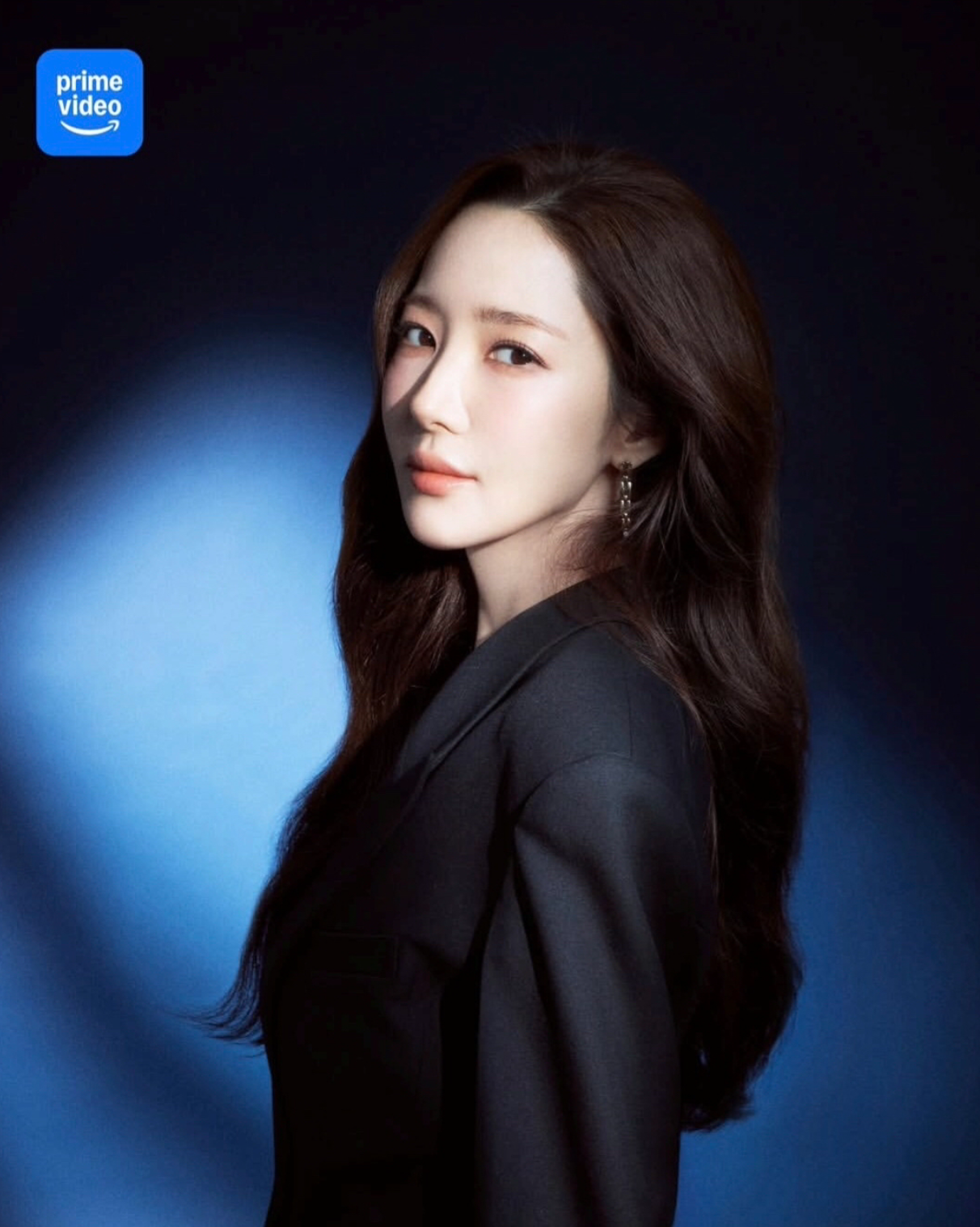 Behind-the-scenes cut of Park Minyoung