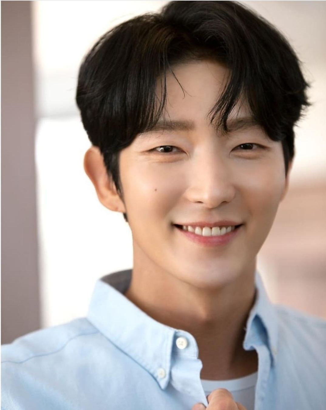 Latest photo of Lee Joongi