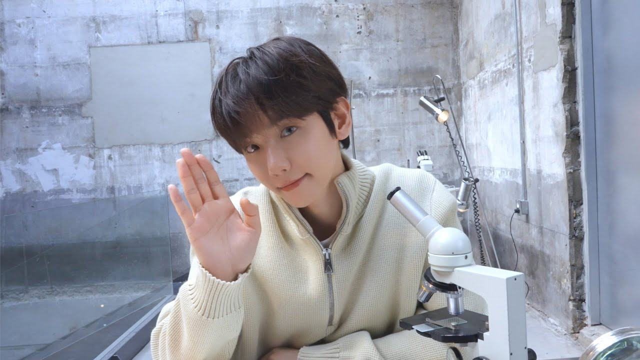 Behind-the-scenes cut of Baekhyun