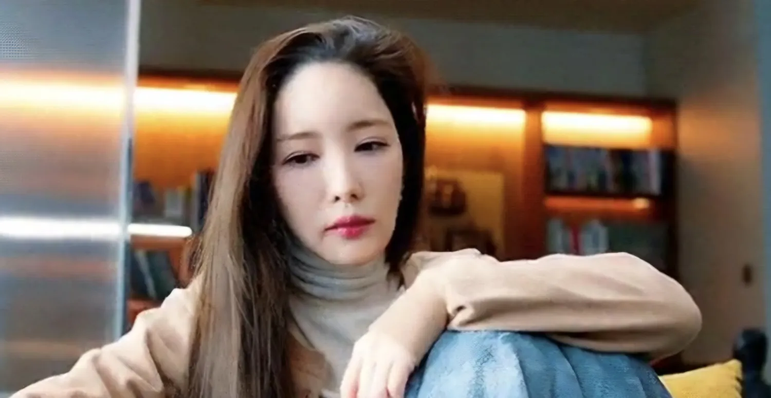 A moment captured by a fan of Park Minyoung