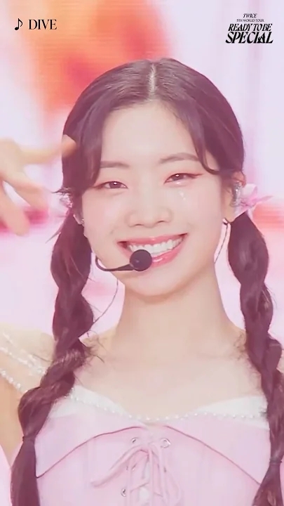 Today's popular wallpaper in Dahyun community