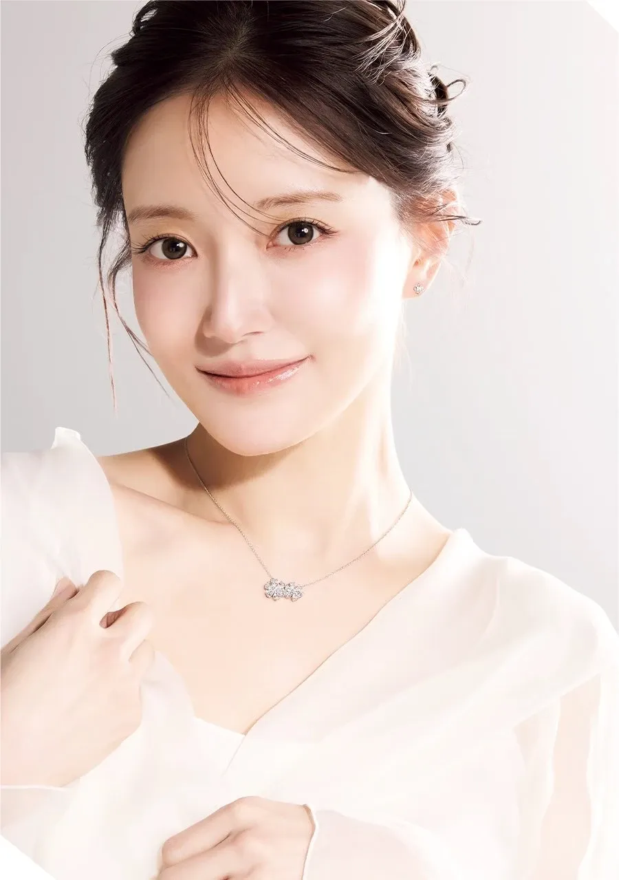 A moment captured by a fan of Lee Seyoung