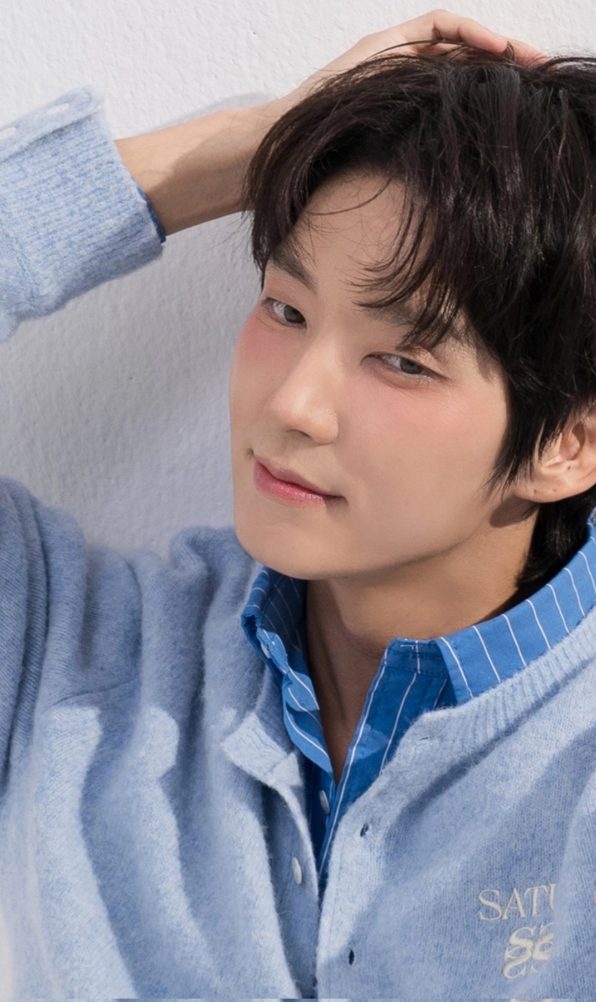 Emotional wallpaper shared by fans for Lee Joongi