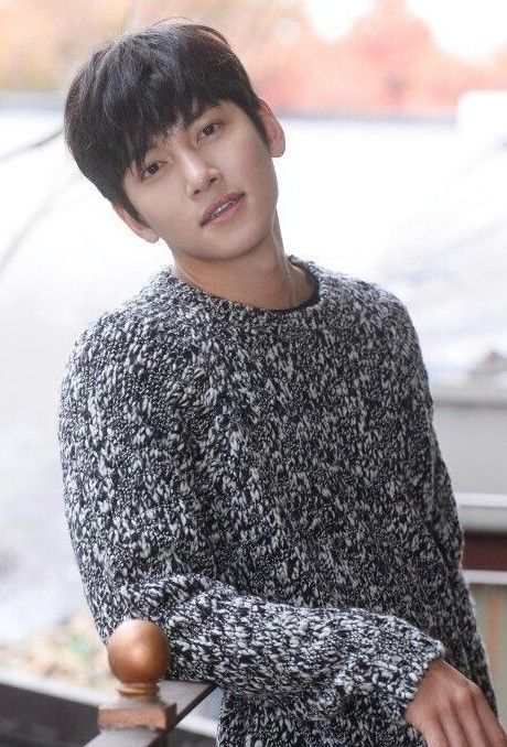 Latest photo of Ji Changwook