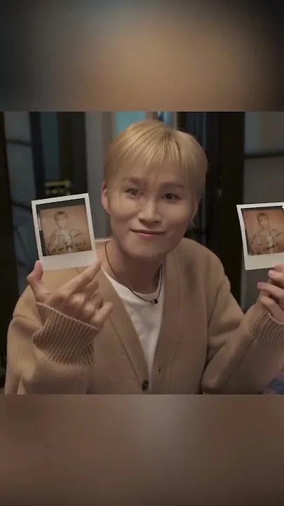 粉丝拍下的金熙栽瞬间