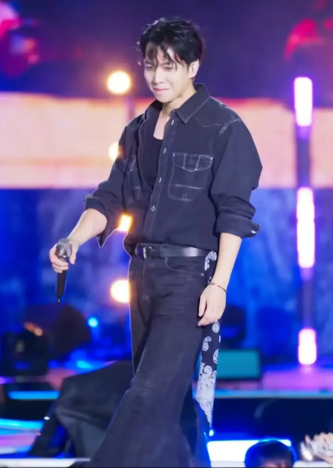 Momen yang diabadikan oleh penggemar Lee Seunggi