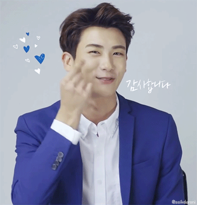 A moment captured by a fan of Park Hyungsik