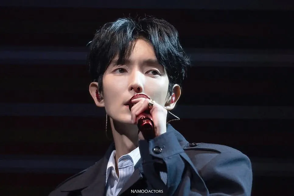 Recent activity shot of Lee Joongi