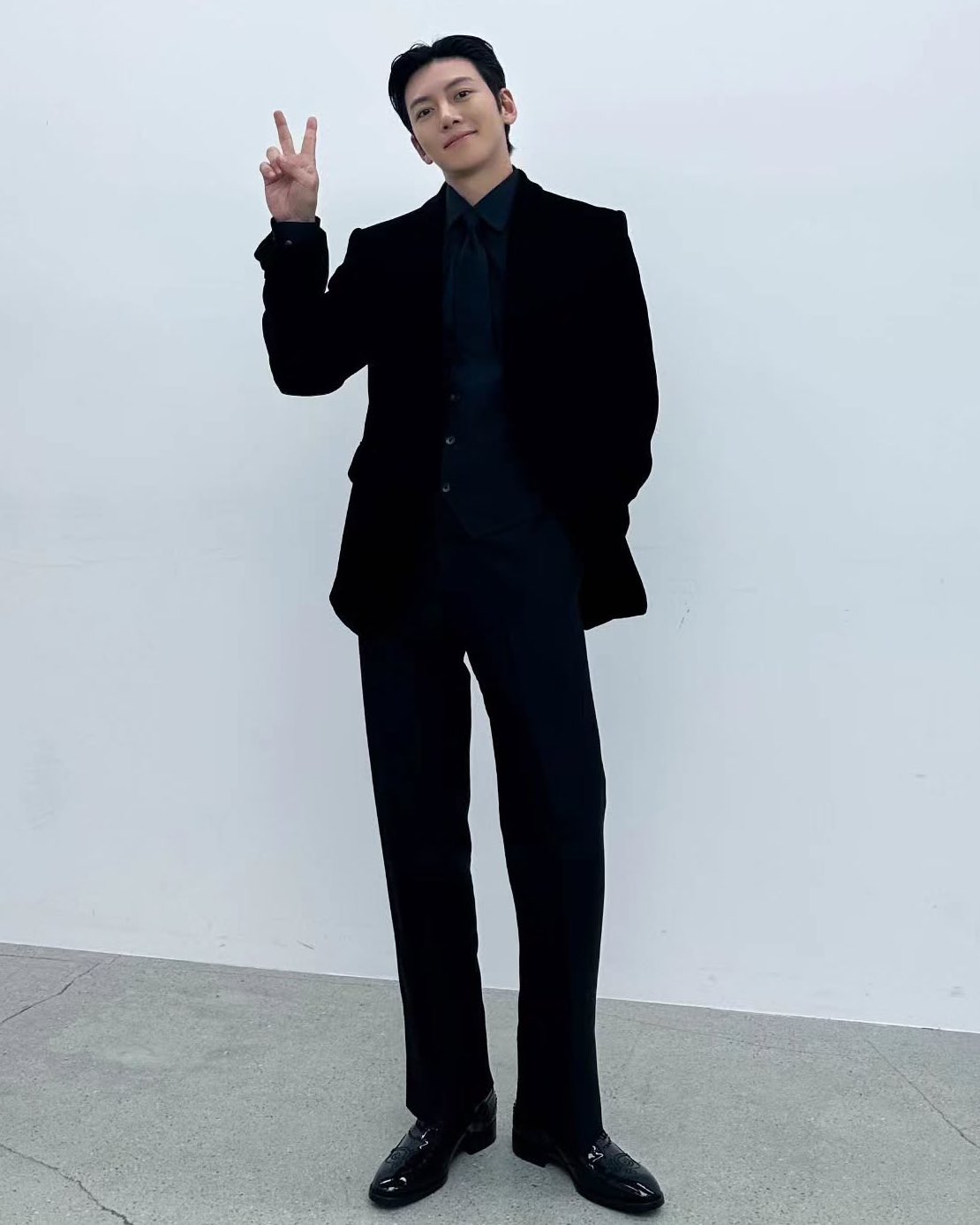 Recent activity shot of Ji Changwook