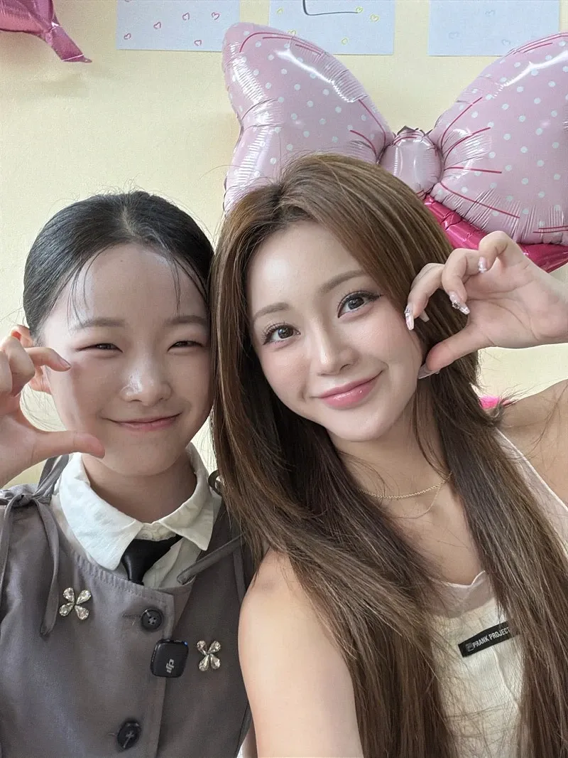 홍지윤의 비하인드 컷
