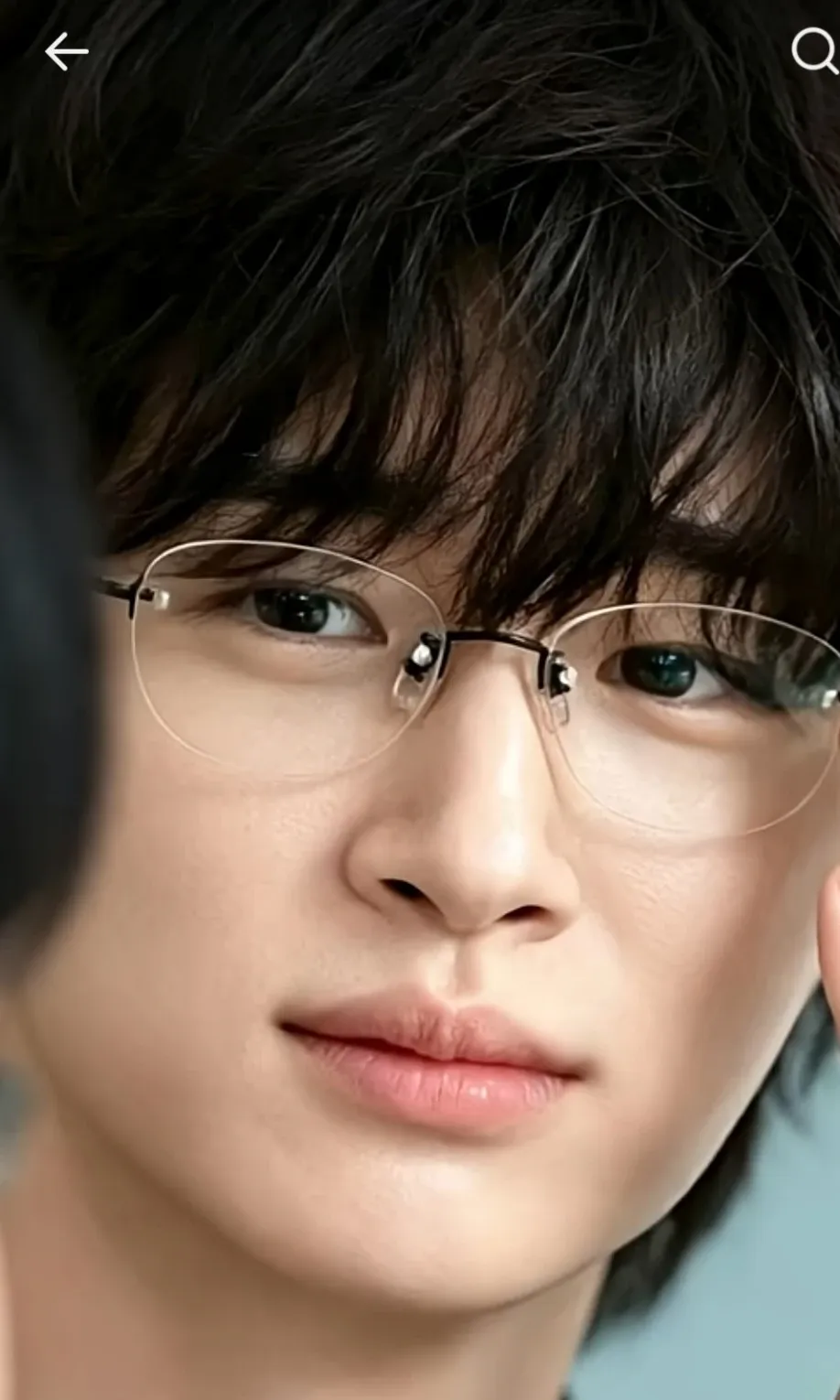Emotional wallpaper shared by fans for Byeon Wooseok