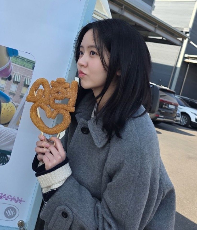 Behind-the-scenes cut of Kim Sohyun