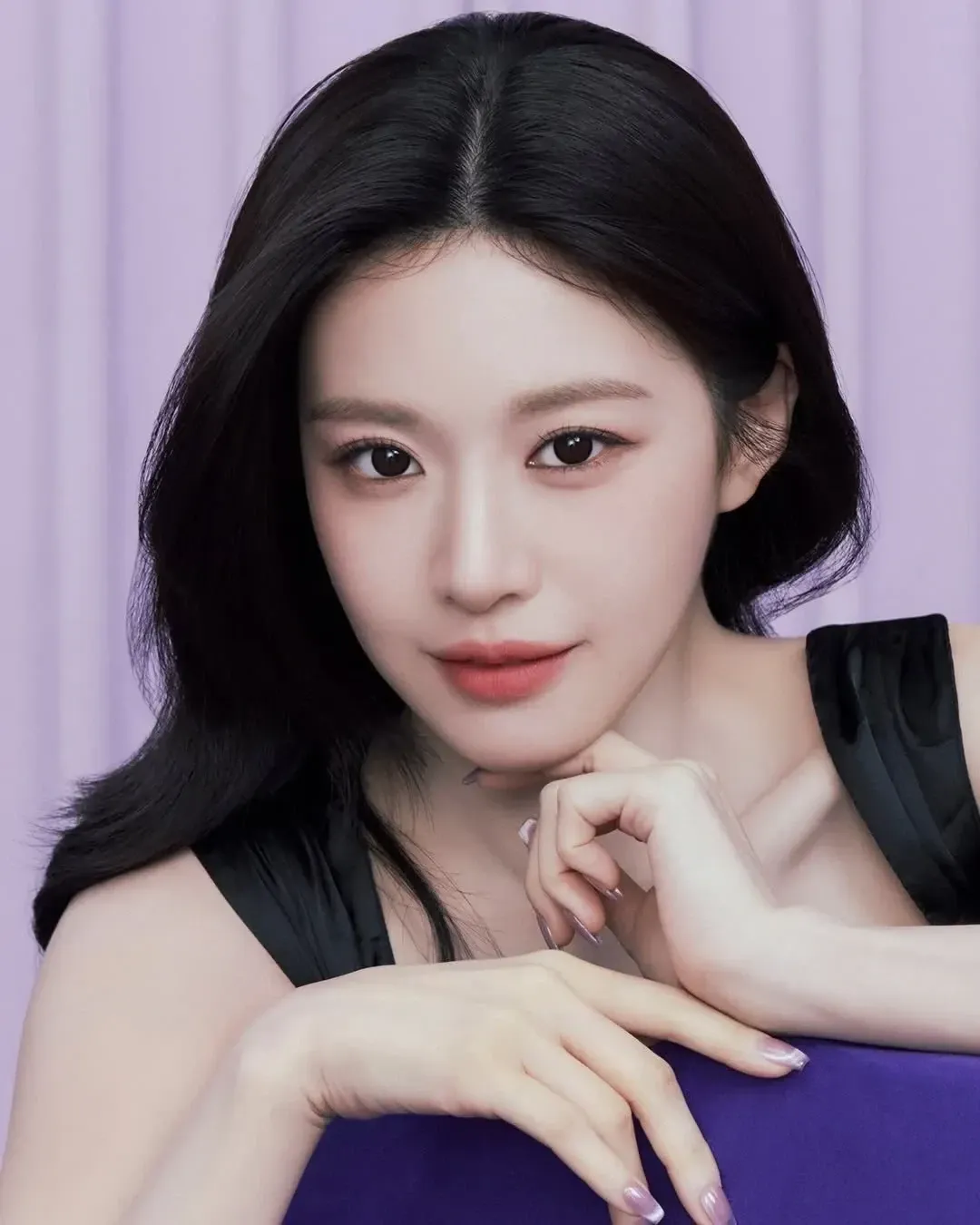 Recent activity shot of Go Younjung