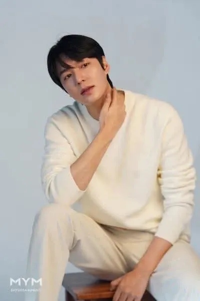 Latest photo of Lee Minho