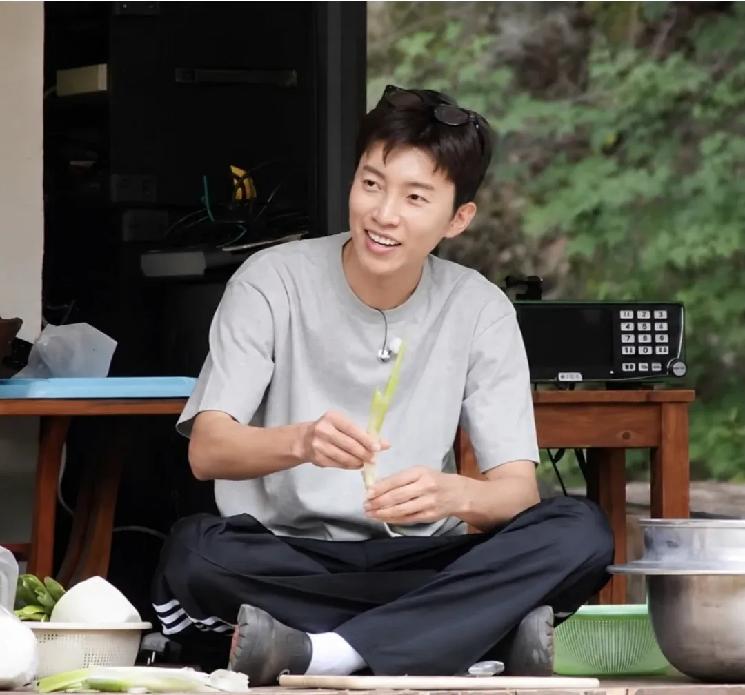Momen yang diabadikan oleh penggemar Lim Youngwoong