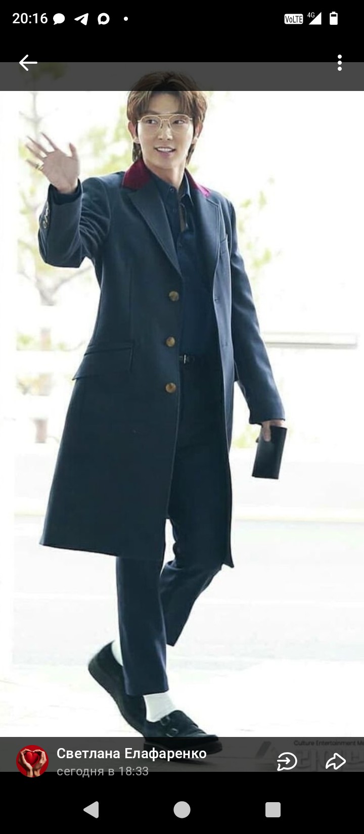 A moment captured by a fan of Lee Joongi