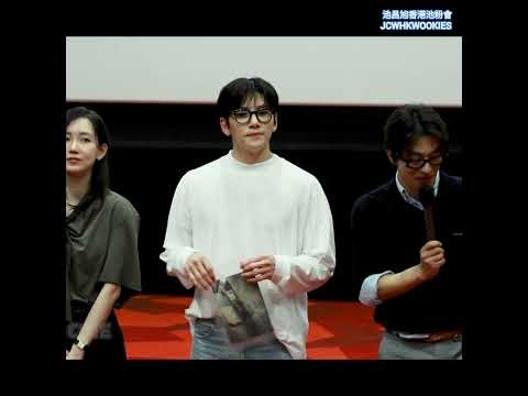 粉丝拍下的池昌旭瞬间