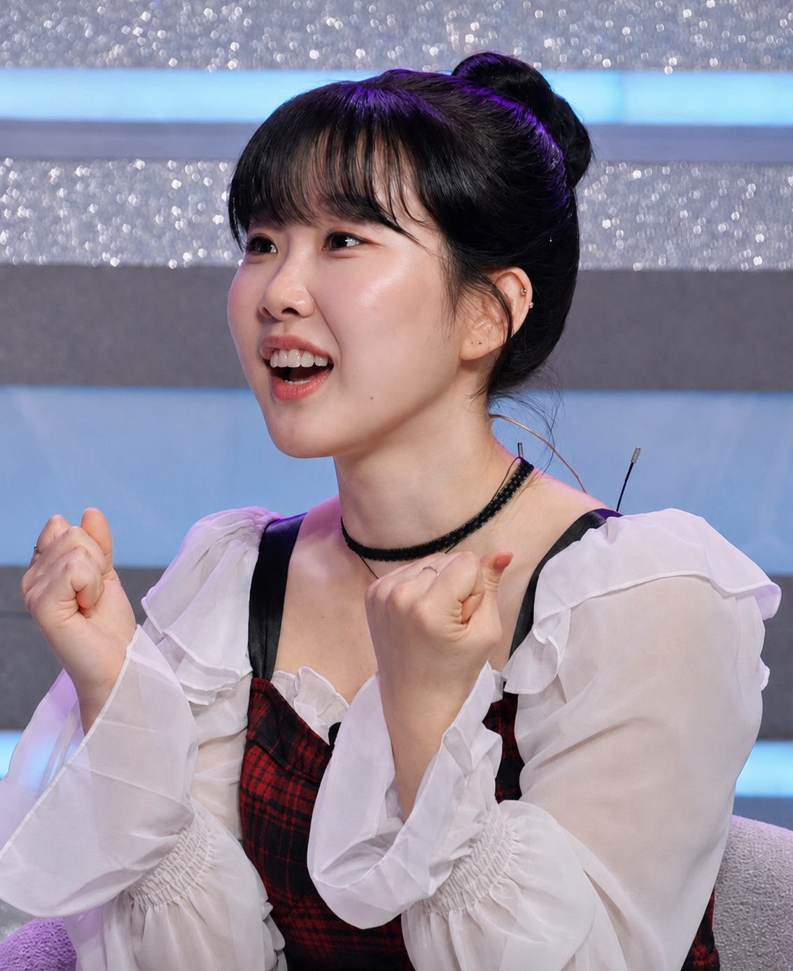 Recent activity shot of Hong Seongyun