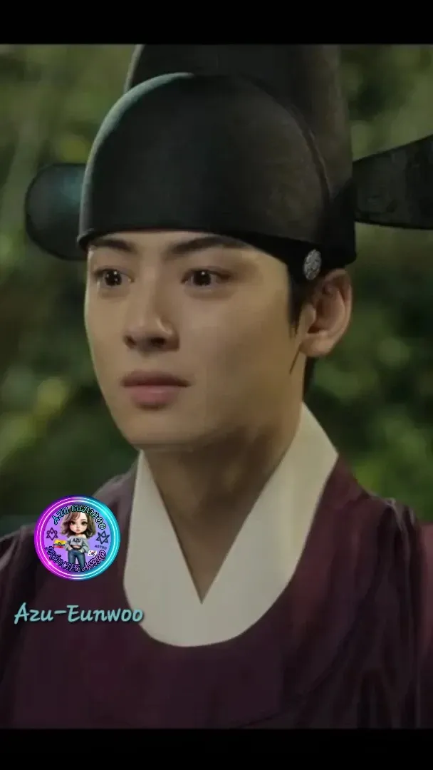 Behind-the-scenes cut of Cha Eunwoo