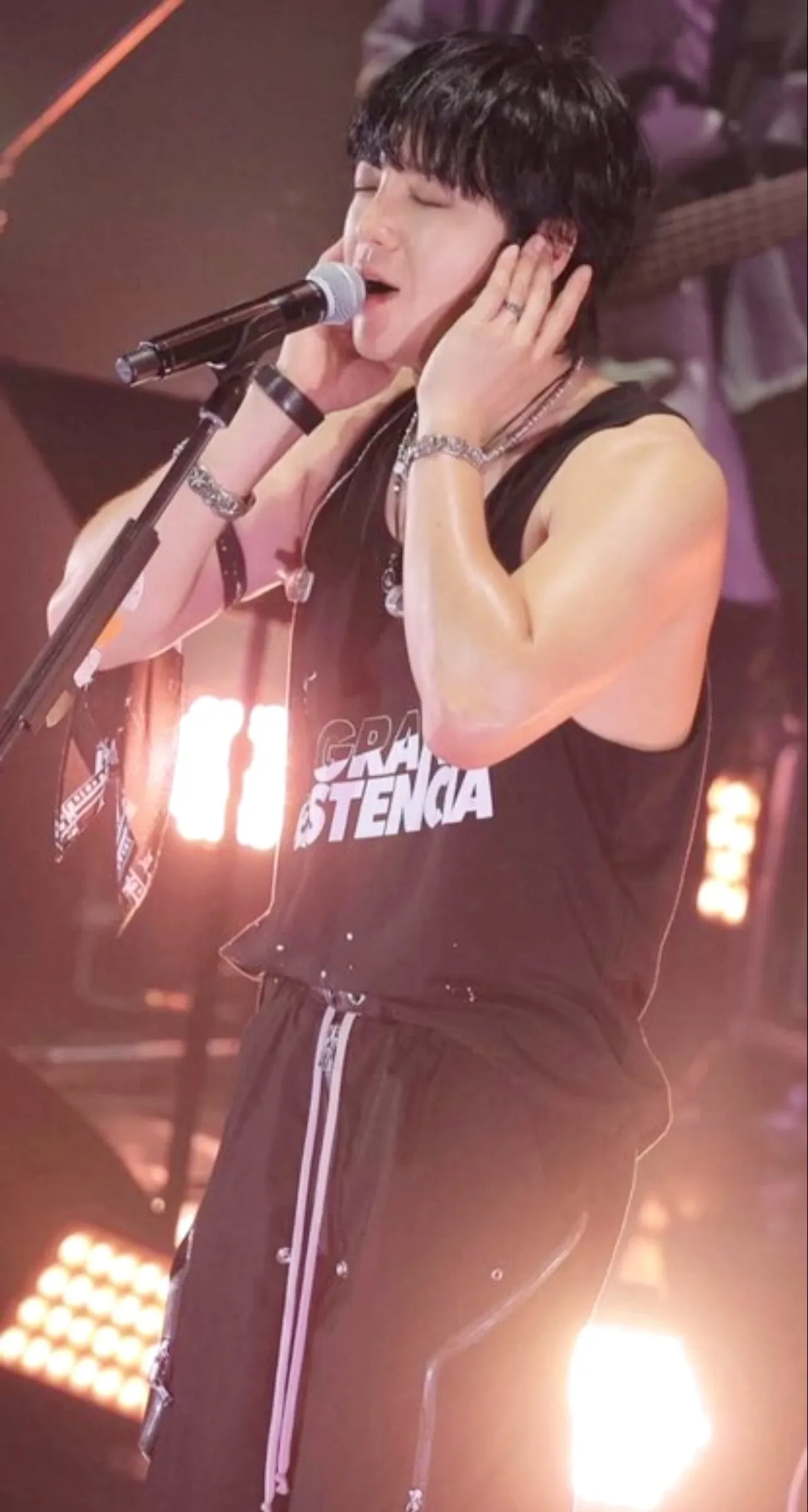 Jang Geunsuk background image recommended by Choeaedol Celeb fandom