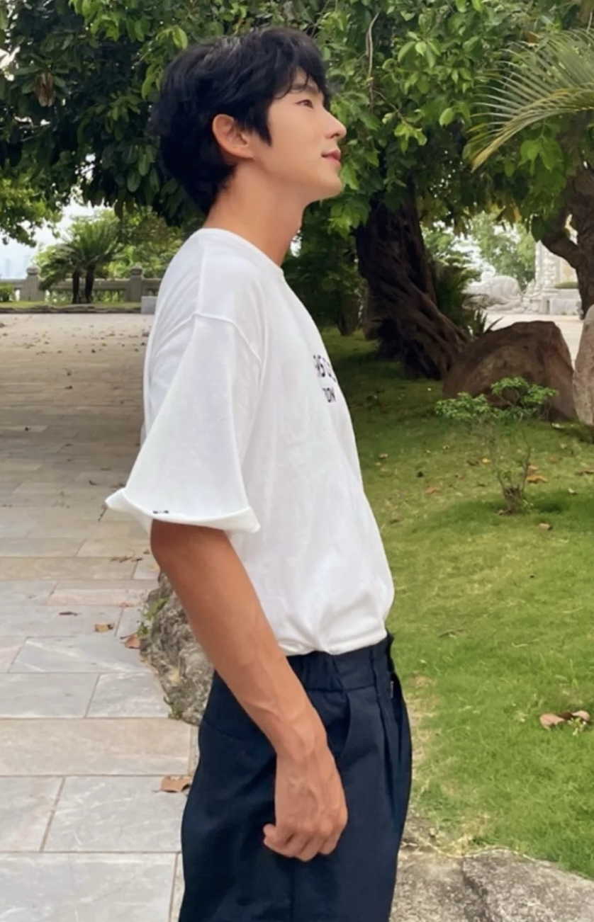 Latest photo of Lee Joongi