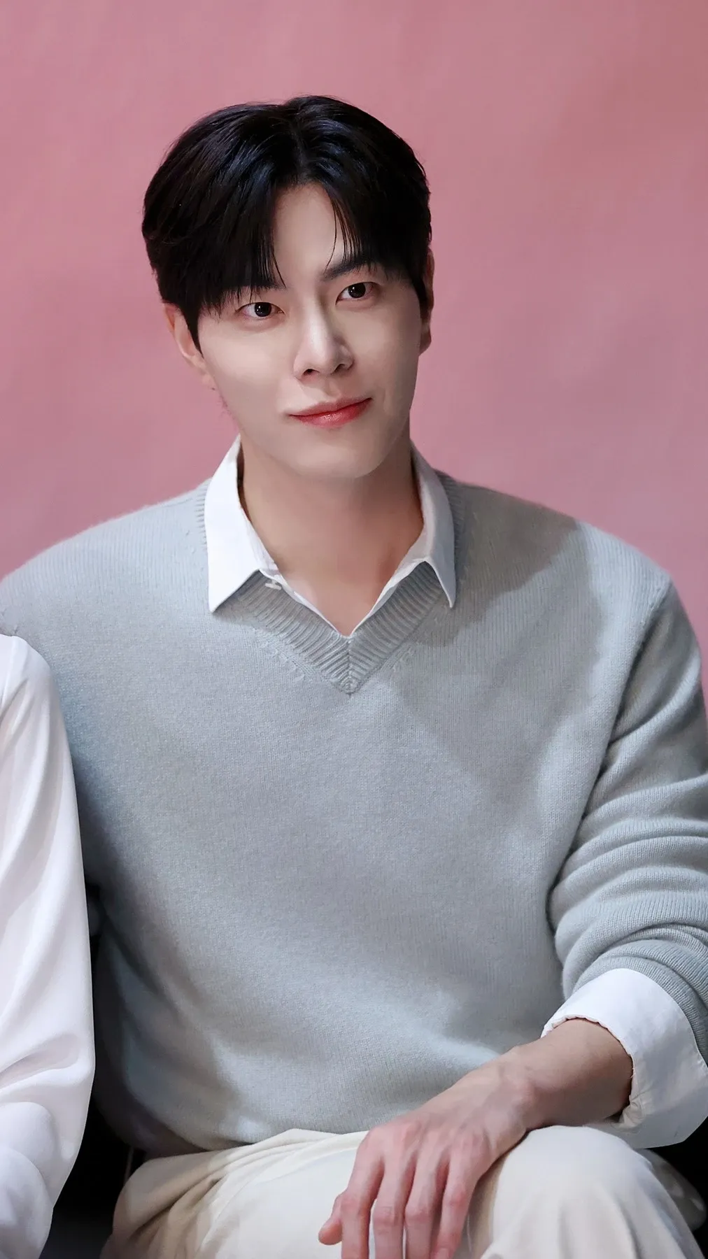 Latest photo of Hong Jonghyun