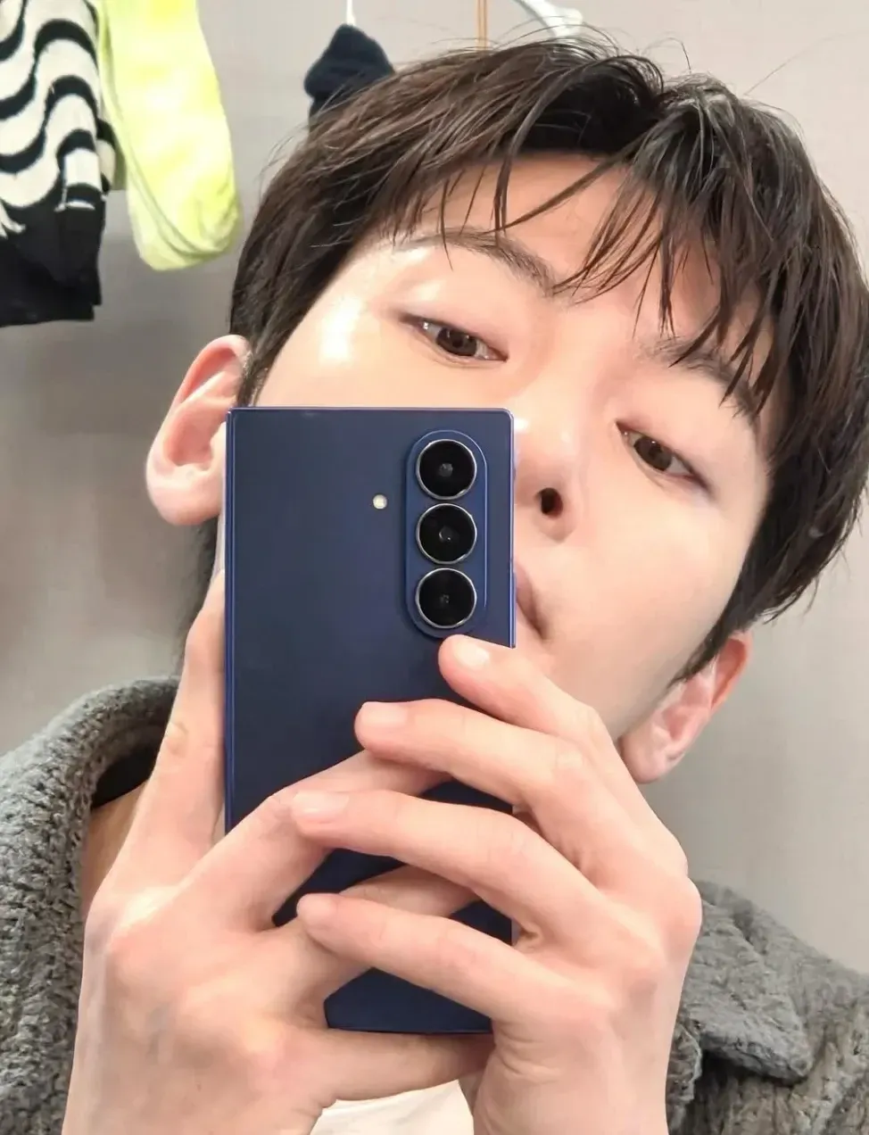 Behind-the-scenes cut of Ji Changwook