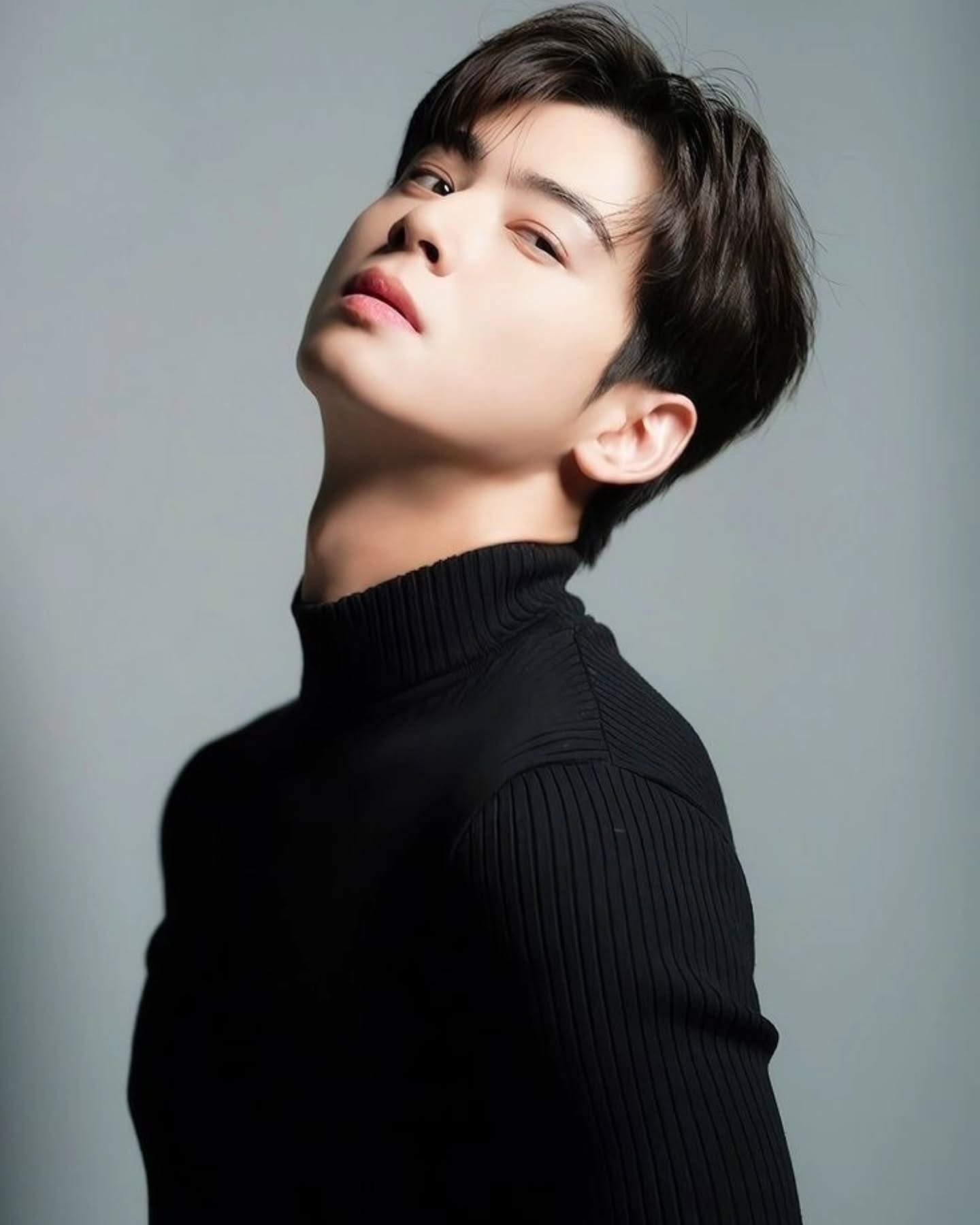 Recent activity shot of Cha Eunwoo