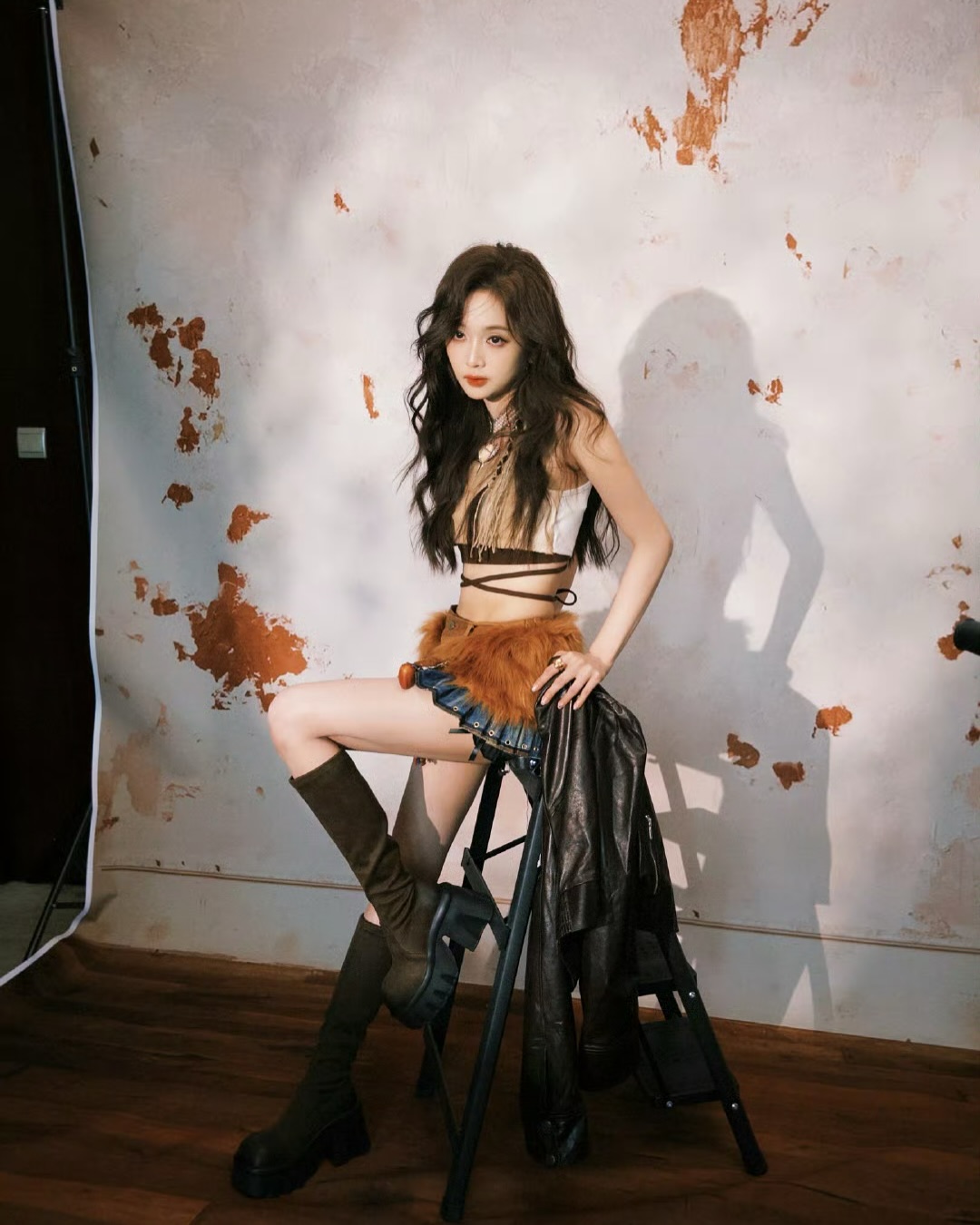 Behind-the-scenes cut of Wu Xuanyi