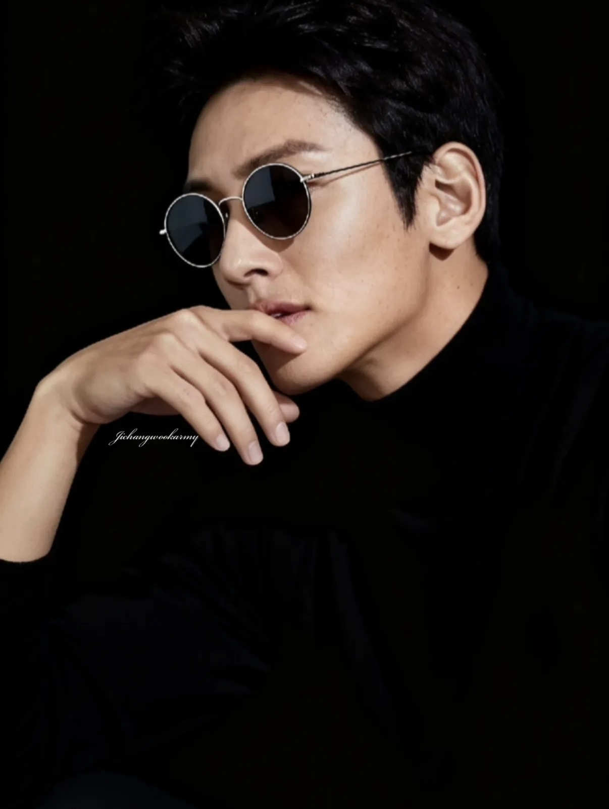 粉丝拍下的池昌旭瞬间