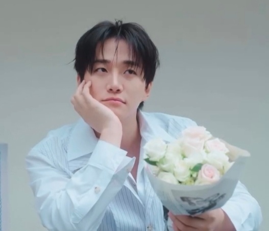 粉丝拍下的李俊昊瞬间