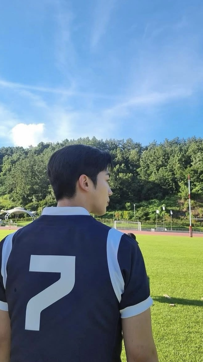 최애돌셀럽 팬덤이 추천하는 김요한 배경 이미지