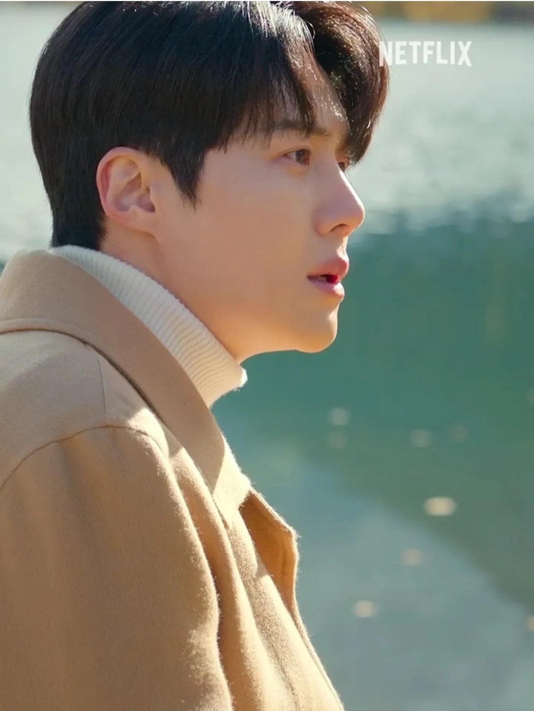 Behind-the-scenes cut of Kim Seonho