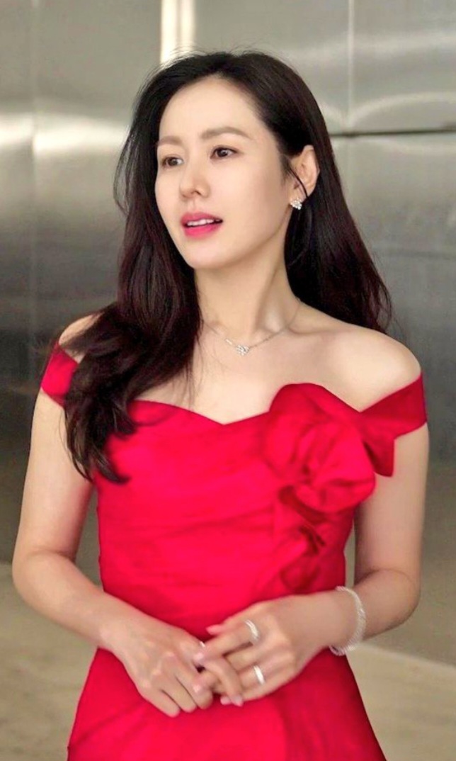 ソン・イェジンのビハインドカット