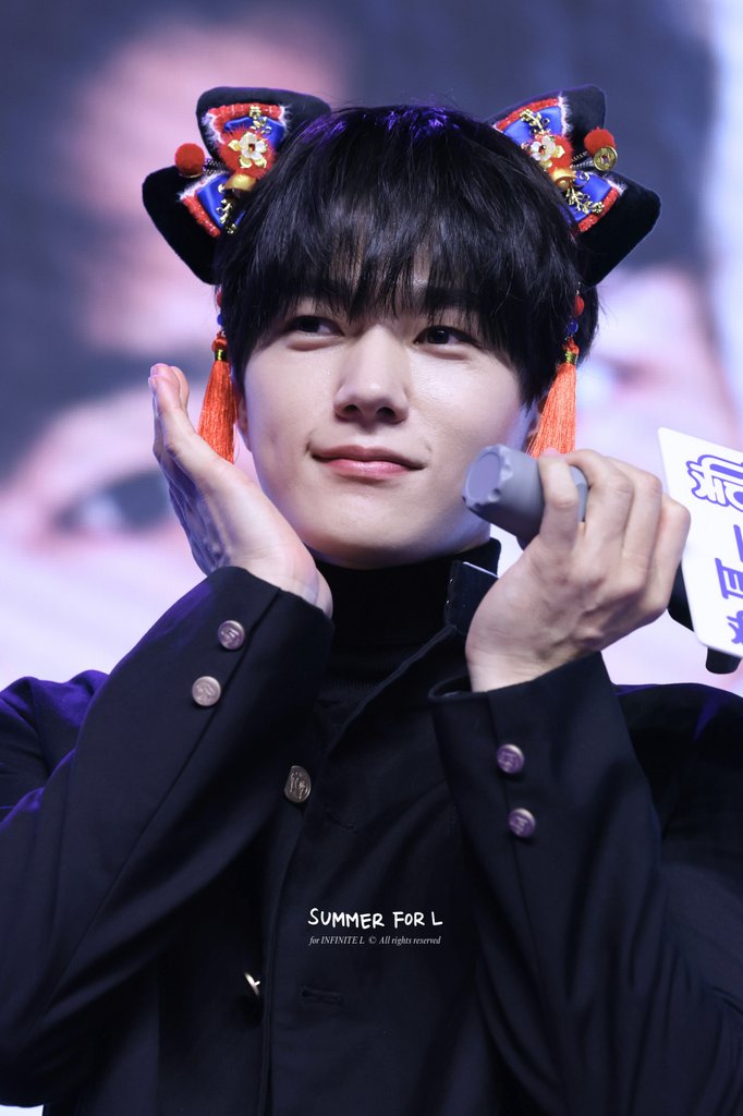 Latest photo of Kim Myungsoo (L)