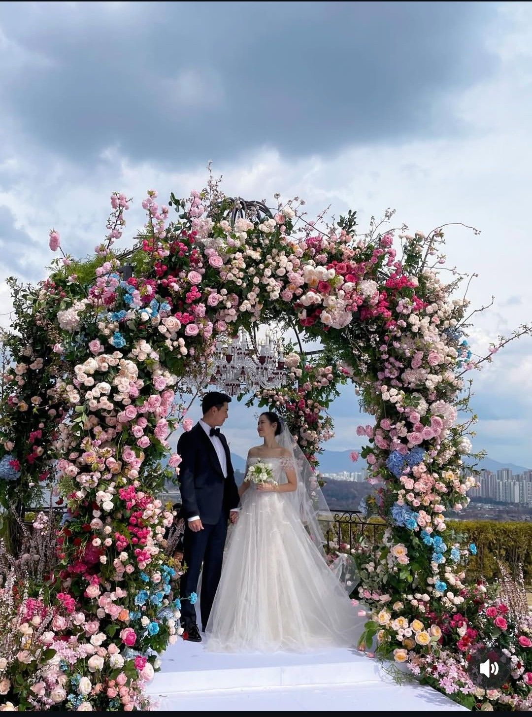 손예진 최근 활동샷