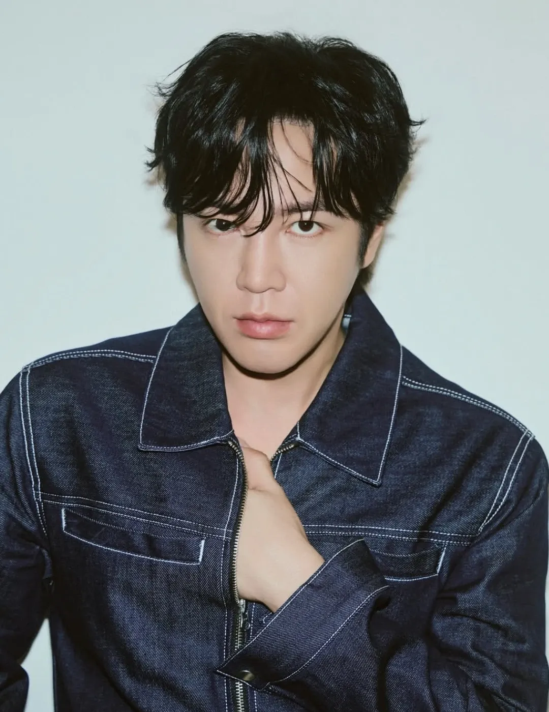 A moment captured by a fan of Jang Geunsuk
