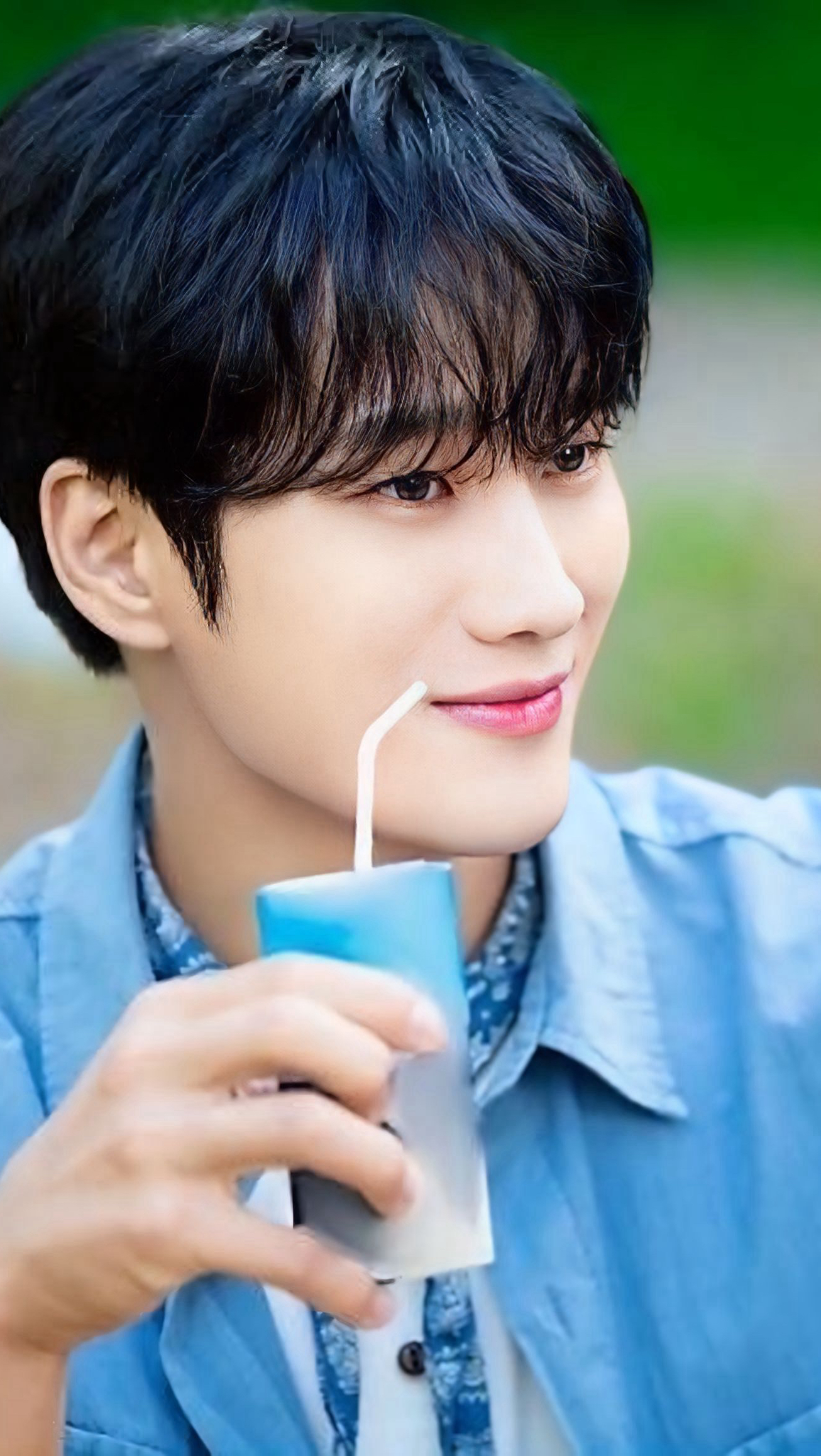 Ahn Bohyun background image recommended by Choeaedol Celeb fandom